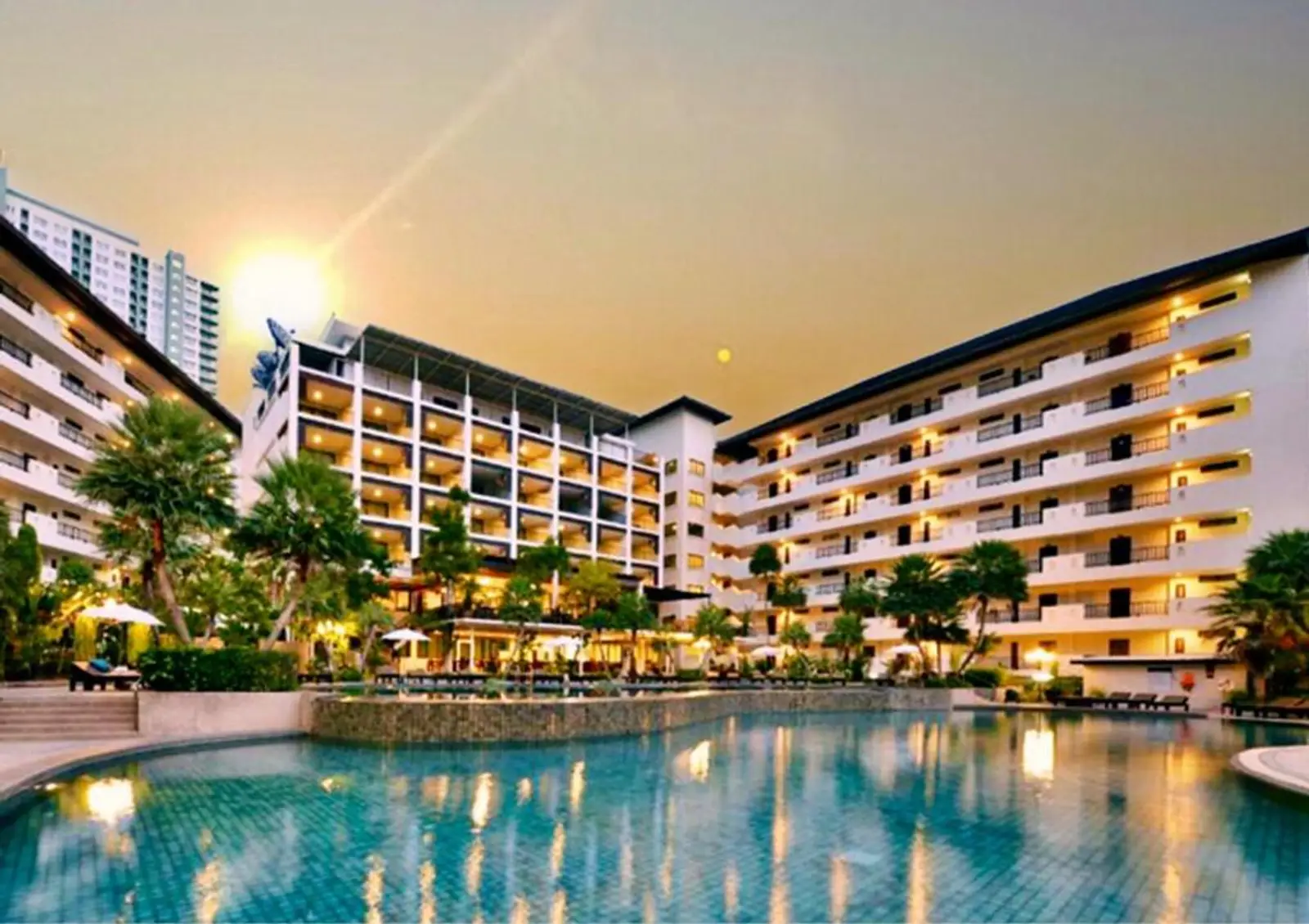 Condo 1 chambre plage à pied à vendre — North Pattaya, Pattaya