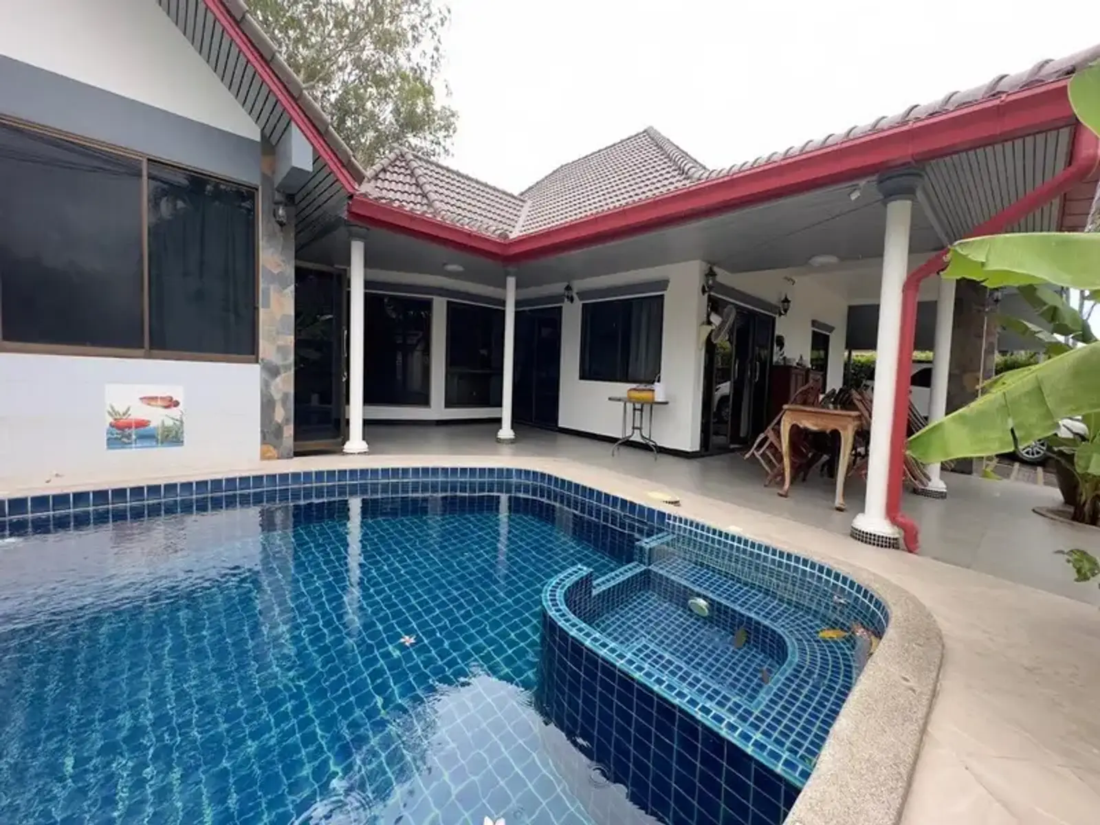 พูลวิลล่า 4 ห้องนอน — East Pattaya, Pattaya