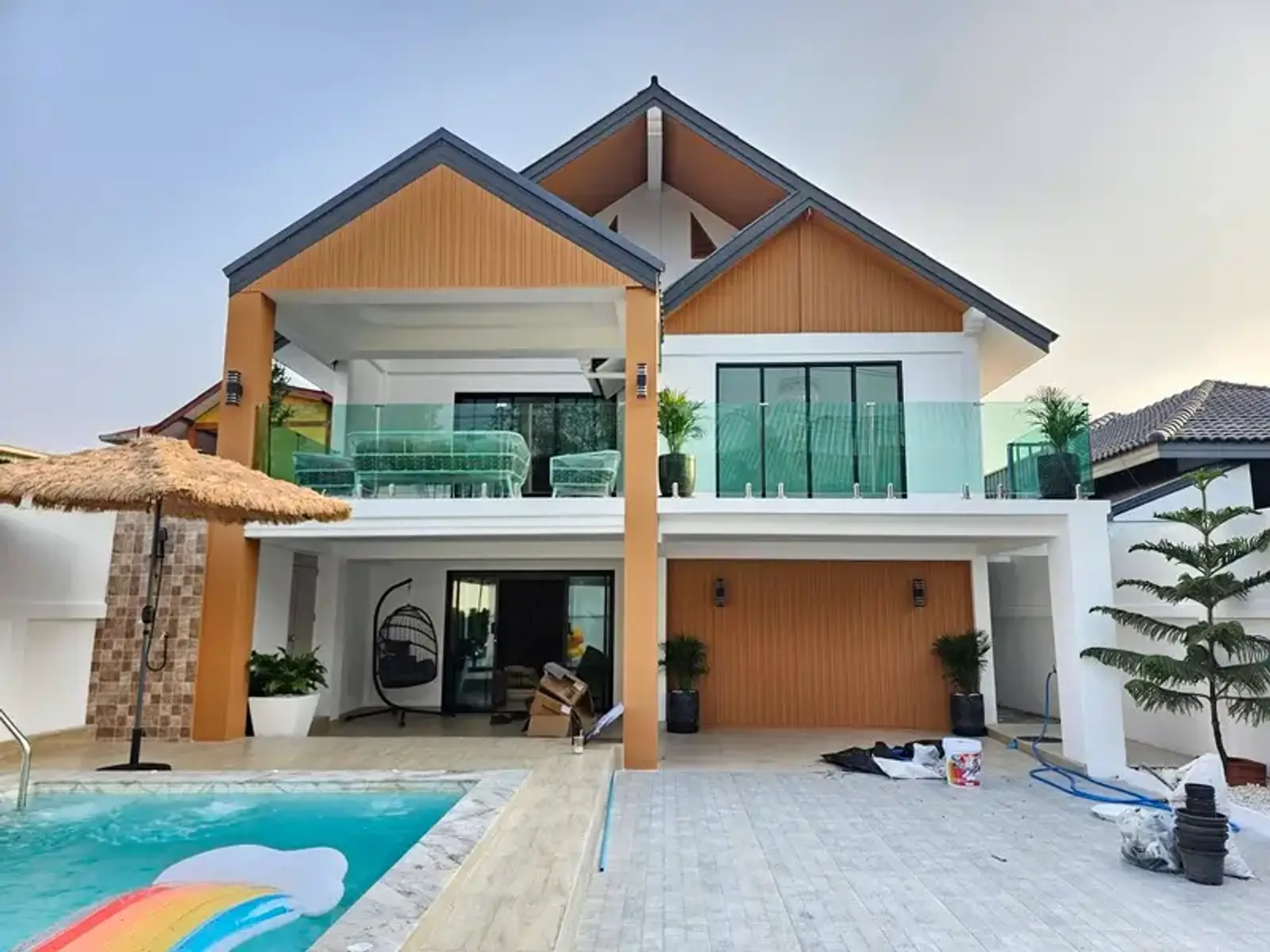 Luxury Pool Villa for Sale | South Pattaya (Soi Kor Pai 10)