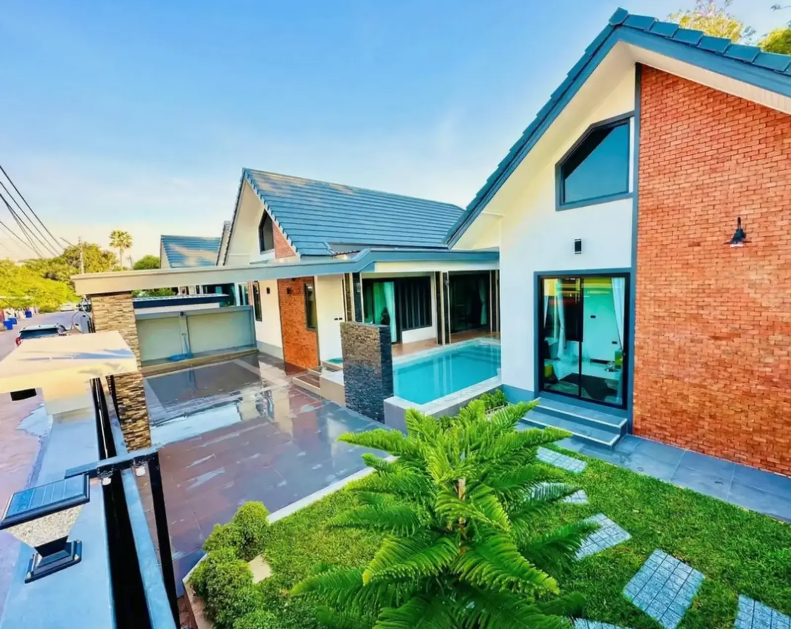 บ้าน 3 ห้องนอน — Mabprachan, Pattaya