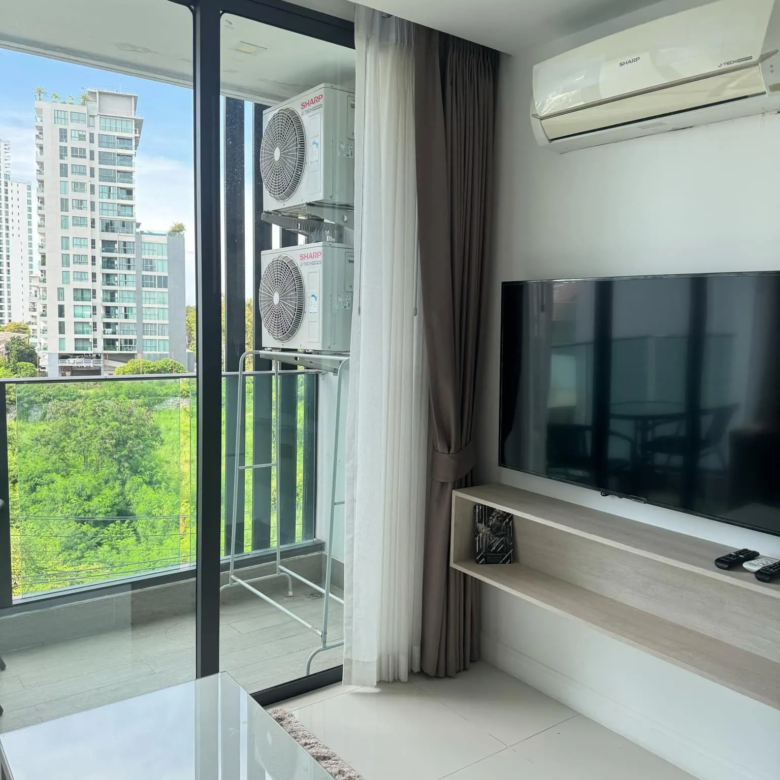 Pattaya ฿18