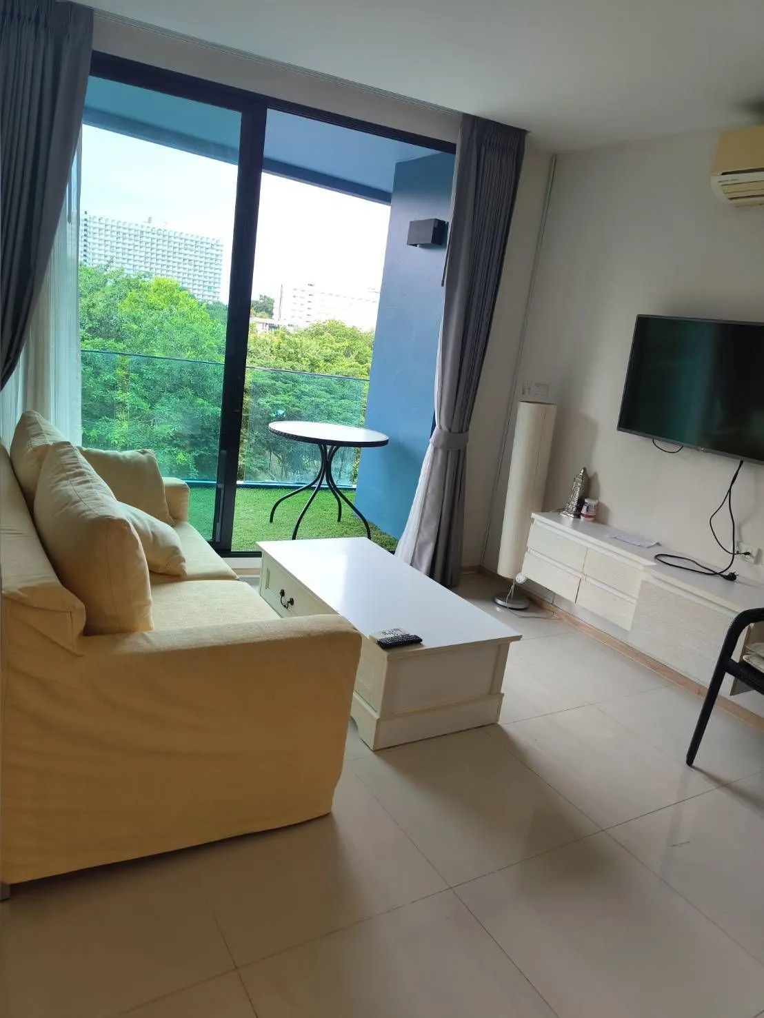 A Louer Condo Nong Prue