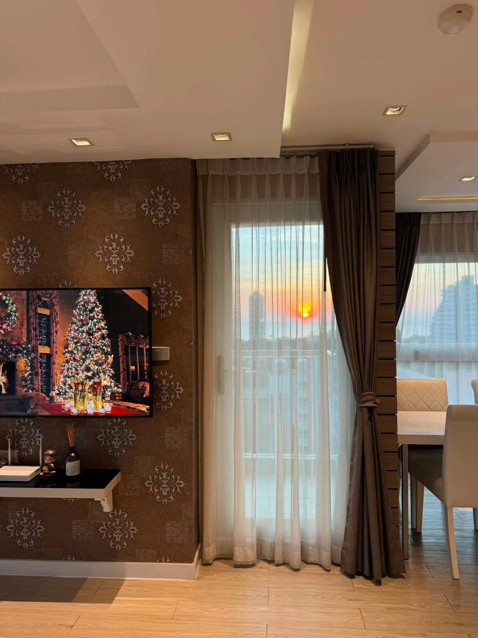 A_Louer_Condo_Pattaya_61dfa46af5c698d2e47f2d9dd6867dfc_10