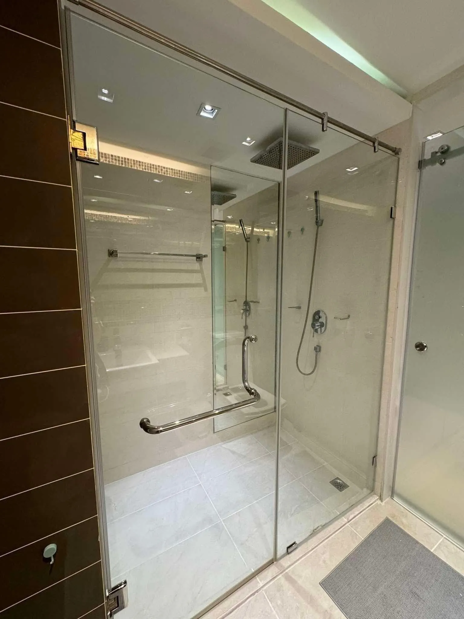 A_Louer_Condo_Pattaya_61dfa46af5c698d2e47f2d9dd6867dfc_12