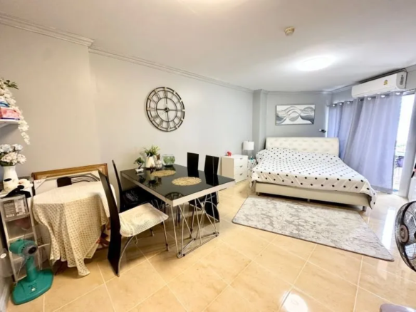  A Louer Condo Nong Prue