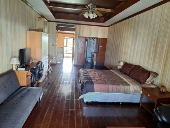  A Louer Condo Pattaya ฿15