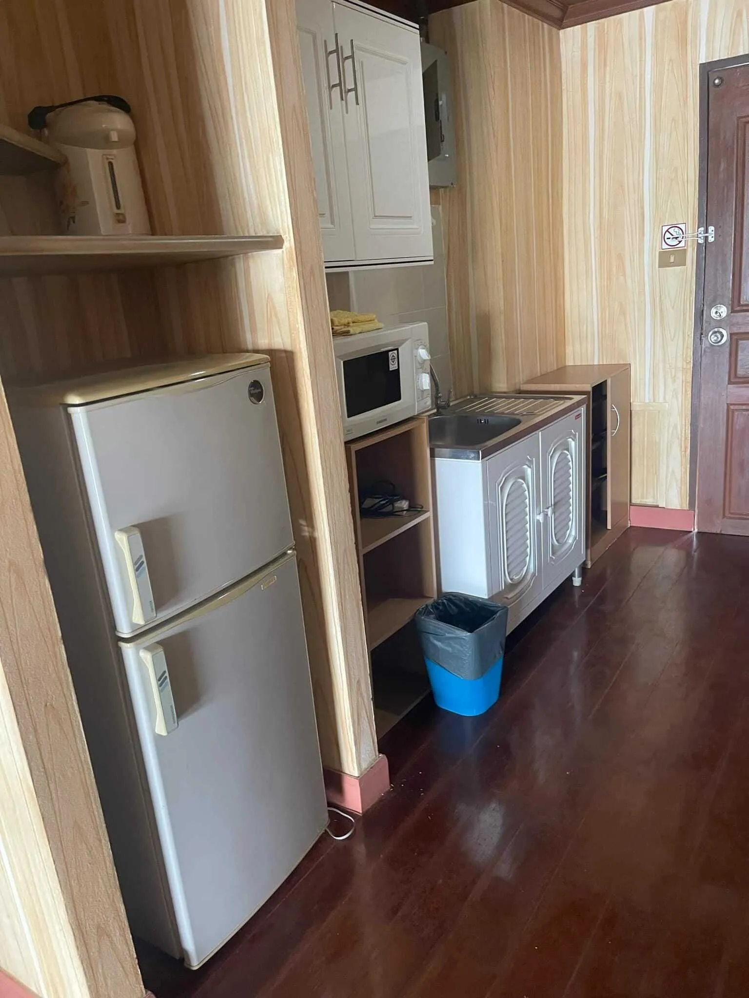 A_Louer_Condo__a50cb194a969c5e22a9edaa9ce7e197c_3