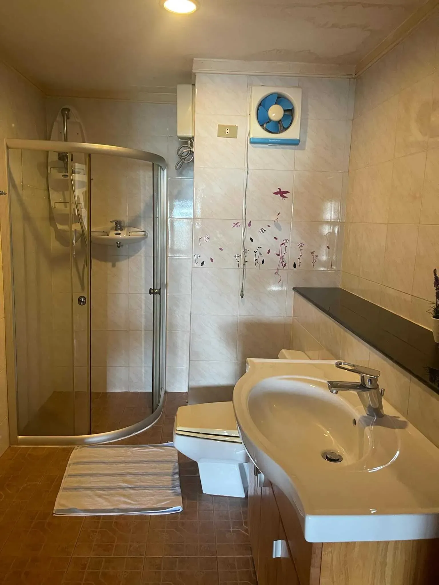 A_Louer_Condo__a50cb194a969c5e22a9edaa9ce7e197c_6