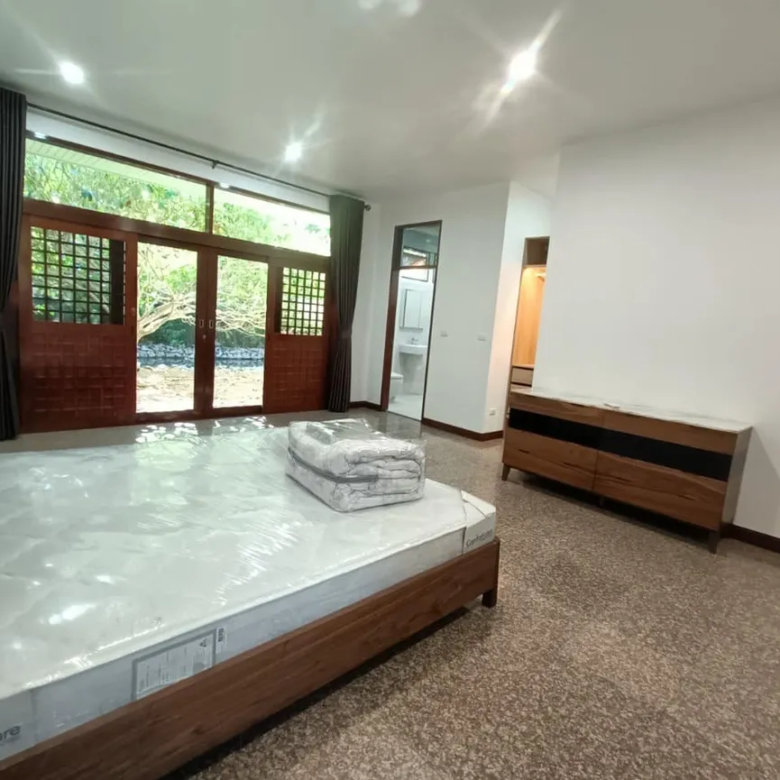 Grande Maison à Vendre à Bangsaray - Pattaya