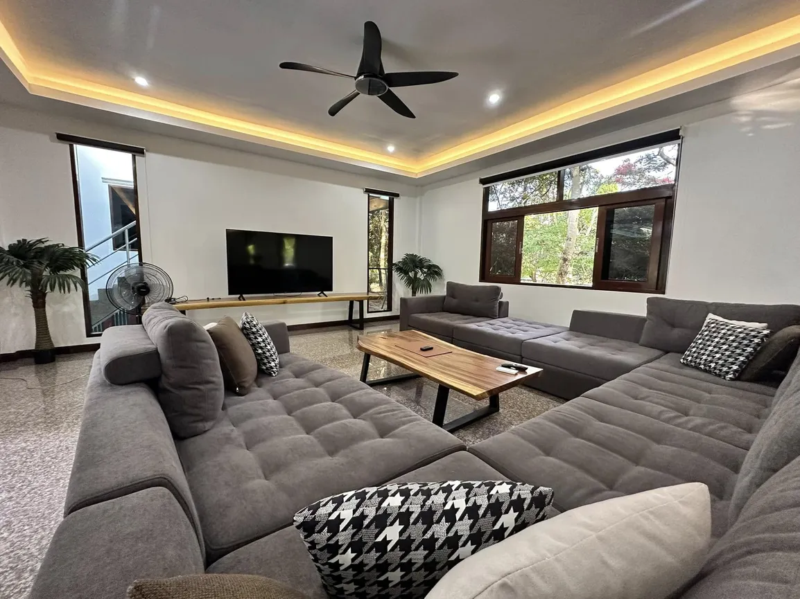 Grande Maison à Vendre à Bangsaray - Pattaya