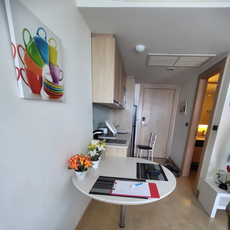 The Cliff Résidence Condo à Louer à Pratumnak, Pattaya