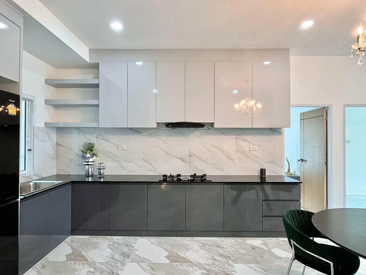 magnifique villa pattaya de luxe à eakmongkol chaiyapruek_6